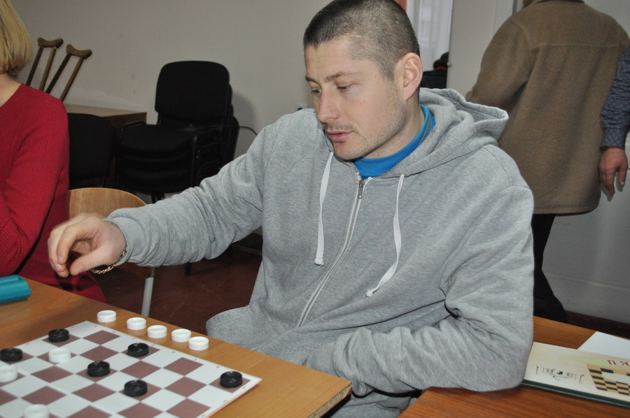 У Франківську відбулися змагання з шашок серед викладачів і працівників медуніверситету (фоторепортаж)